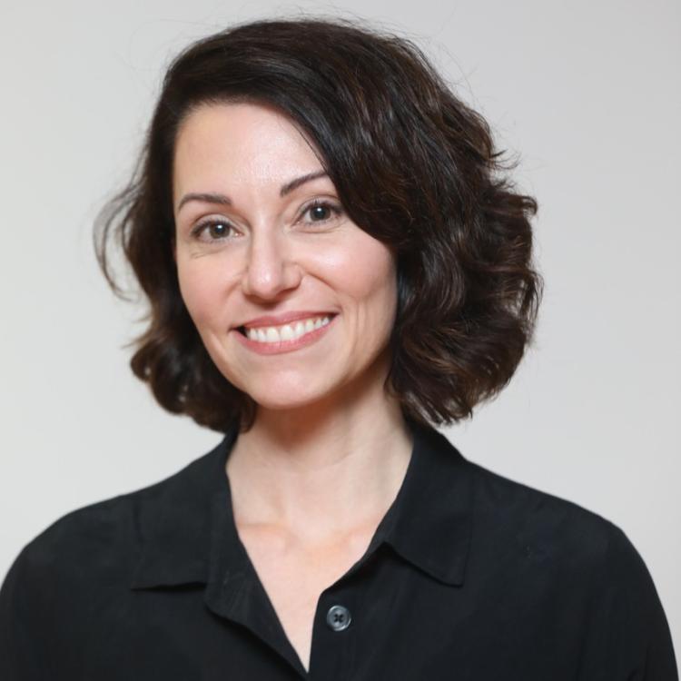 Vanessa Elias de Oliveira Photo